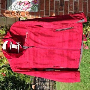 Free Country Soft Shell Jacket Faux Fur inner shell, detachable hood. Size XL